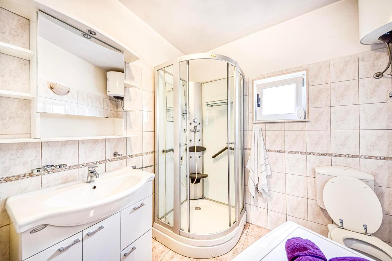 Apartman Andrej Povlja  Exteriér fotografie